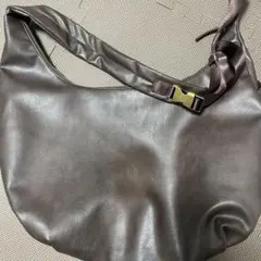 GU コクーンショルダーバッグ 37 BROWNのサムネイル