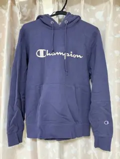 Champion 紫色 フード付きパーカー M