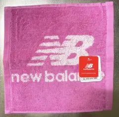 【更にお値下げしました‼️】 new balance ピンク タオルハンカチのサムネイル