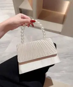 アイボリー サテン パーティーバッグ