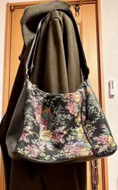 ゴブラン調ショルダーバッグ 合成皮革