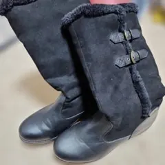 か*ん様 a.v.vファー付きブラックロングブーツ　明日削除