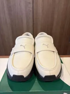 【極美品】PUMA スニーカー ローファー ホワイト24cm