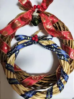 クリスマスリース 赤と青のリボンの2種類