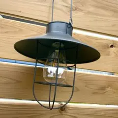 新品　ガーデンライト　ソーラー　ランタン　LED 屋外　キャンプ　吊り下げ