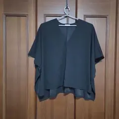 マント型トップスのサムネイル