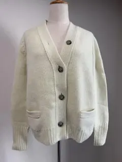 専用　IENA☆ボタン付きニットカーディガン