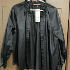 【新品】サテンコットンフリルシャツ　XLブラック ユニクロ コントワーデコトニエ