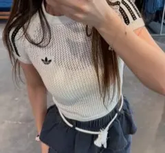 adidas ニット 半袖 Tシャツ オフホワイト Sのサムネイル
