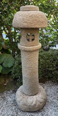 【天然石・道しるべ石灯篭・坪庭灯篭・露地庭灯篭】庭石オブジェ置物箱庭飾り石造園 天然石・道しるべ石灯篭・坪庭灯篭・露地庭灯篭】庭石オブジェ置物箱庭