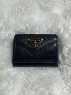 PRADA ブラックレザー 三つ折り財布