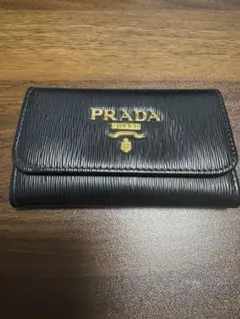 PRADA 6連 ブラックレザーキーケース