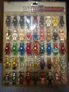 希少ベアブリック ケース付き 廃盤品 バラ売り可