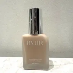 ByUR セラムフィットスキニーグローリキッドファンデーション #17 フェア