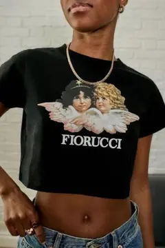 FIORUCCI 天使tシャツ クロップド　ショート丈　チビt 完売品のサムネイル