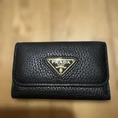 PRADA キーケース ブラックのサムネイル