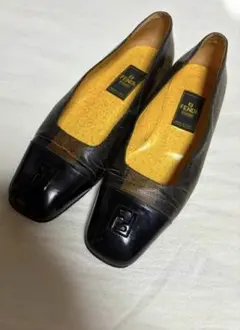 2026年最新】フェンディ パンプスの人気アイテム - メルカリ