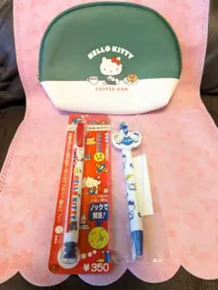 ハローキティ　珈琲館　ポーチ　薬局限定ボールペン　レトロ修正液　3種セット