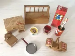 昭和レトロサンリオ Little Kitty ミニチュアコレクション木製棚セット