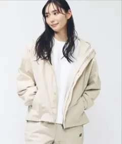 ニューバランスTHE CITY フーデッドウーブンジャケットSサイズ