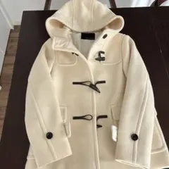 アイボリー　ショート丈ダッフルコート　グリーリーベルシラクシング