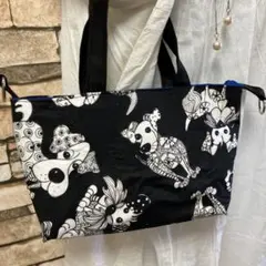102 □トートバッグ おとぎの国の猫と仲間たち 手さげ A4