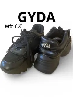 GYDA ロゴ入りブラックスニーカー 厚底 Mサイズ ジェイダ