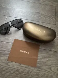 GUCCI ブラック サングラス ケース付き ランニング - メルカリ