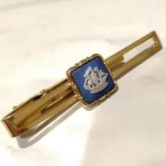 Item thumbnail for item b67dbdf7-3ca3-4f7c-870b-c28256d08a9f