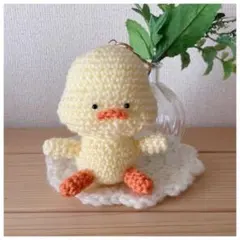 あみぐるみ　ひよこのキーホルダー　ストラップ　かぎ編み　ぬいぐるみ