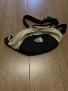 THE NORTH FACE ボディバッグ NM72305 黒/ベージュ