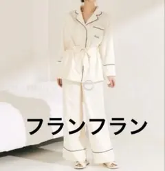 ピーチジョン ドット肌側起毛サテンシャツパジャマ EMILY IN PARIS