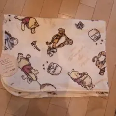 バースデー　くまのプーさんお昼寝毛布85cm×115cm