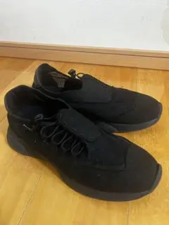 オムプリッセ　HOMME PLISSÉ ISSE スニーカー