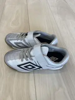 フットサルシューズ19cm