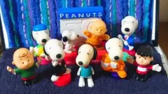 PEANUTS 50周年記念フィギュア8体セット