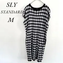 SLY スライ チェック柄 ワンピース M 黒 白【美品】膝丈 ラウンドネック