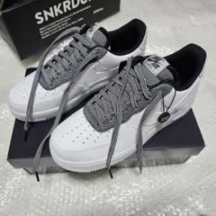 新品 エアフォースワン 07 LV8 4 ホワイト/クールグレー 25.5