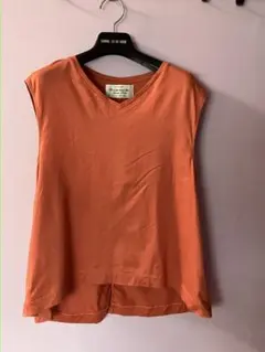 nano universe　ナノユニバース★Vネックノースリーブカットソー