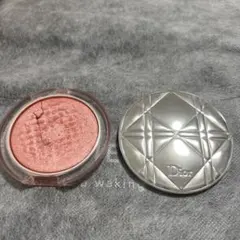 Diorスキンミネラルヌード　ルミナイザーパウダー