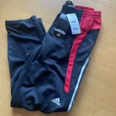 adidasパンツ