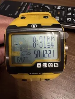 タイメックス　エクスペディション　イエロー　ws4 2025年最新】Timex Expedition ws4の人気アイテム - メルカリ