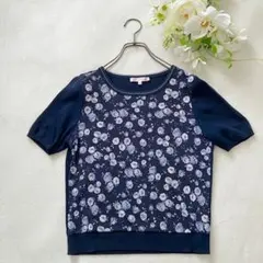 ALMAEN ROSE切り替え　花柄　シルクコットン半袖ニット（M）ネイビー系のサムネイル
