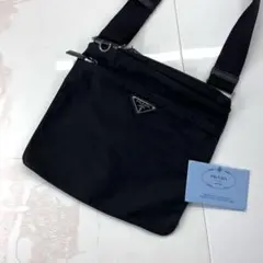 プラダ 3556 ●近年モデル 三角ロゴ ショルダーバッグ サコッシュ 黒のサムネイル