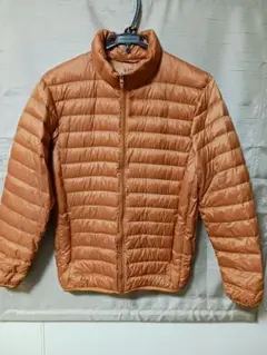 【ユニクロ】 ウルトラライトダウンジャケット　オレンジ　S　収納袋付き