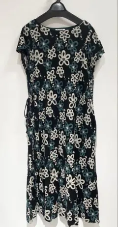 Item thumbnail for item 6fe851d0-31a3-44b8-8a36-12966789af7a