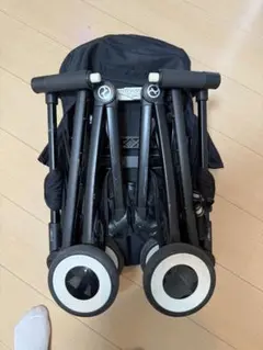 サイベックス折りたたみ式ベビーカー ブラックのサムネイル