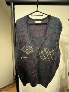 ネイビー 幾何学模様 ニットベスト