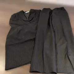 ストライプスーツセット（黒と白）
