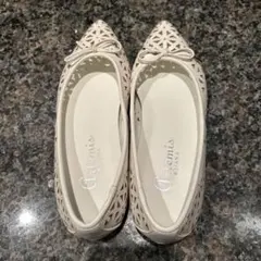 Item thumbnail for item 8e0f25bf-cf4b-4d06-8ad9-b595353ed7ae